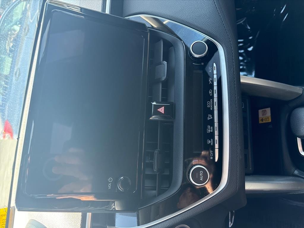 Used 2023 Toyota Corolla Cross LE SUV