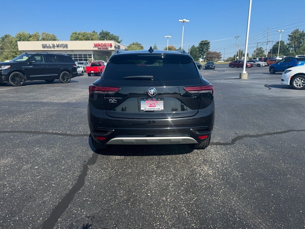 2023 Buick Envision Preferred photo 3