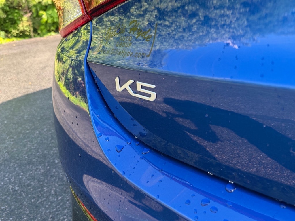 2023 Kia K5 EX - Photo 15