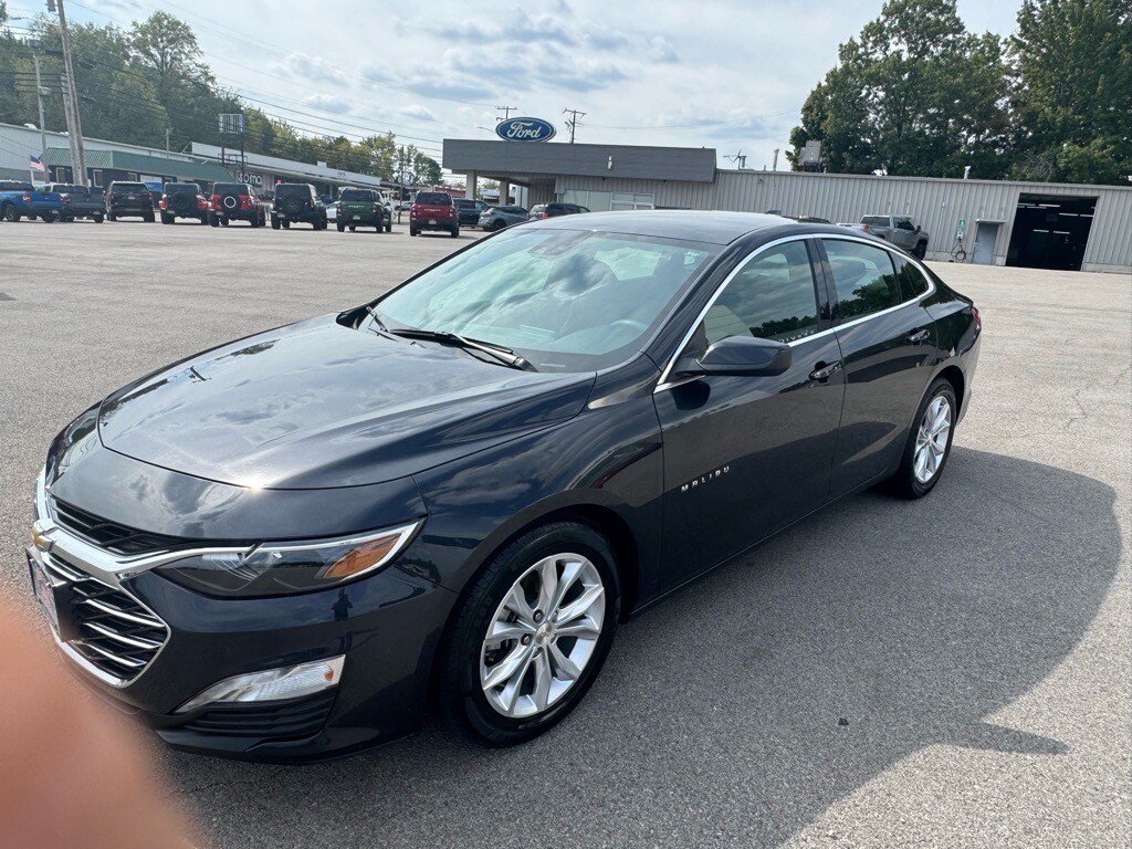 2023 Chevrolet Malibu 1LT photo 4