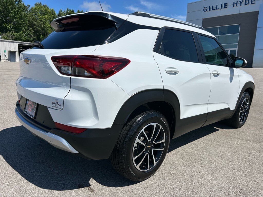 2024 Chevrolet Trailblazer LT photo 4