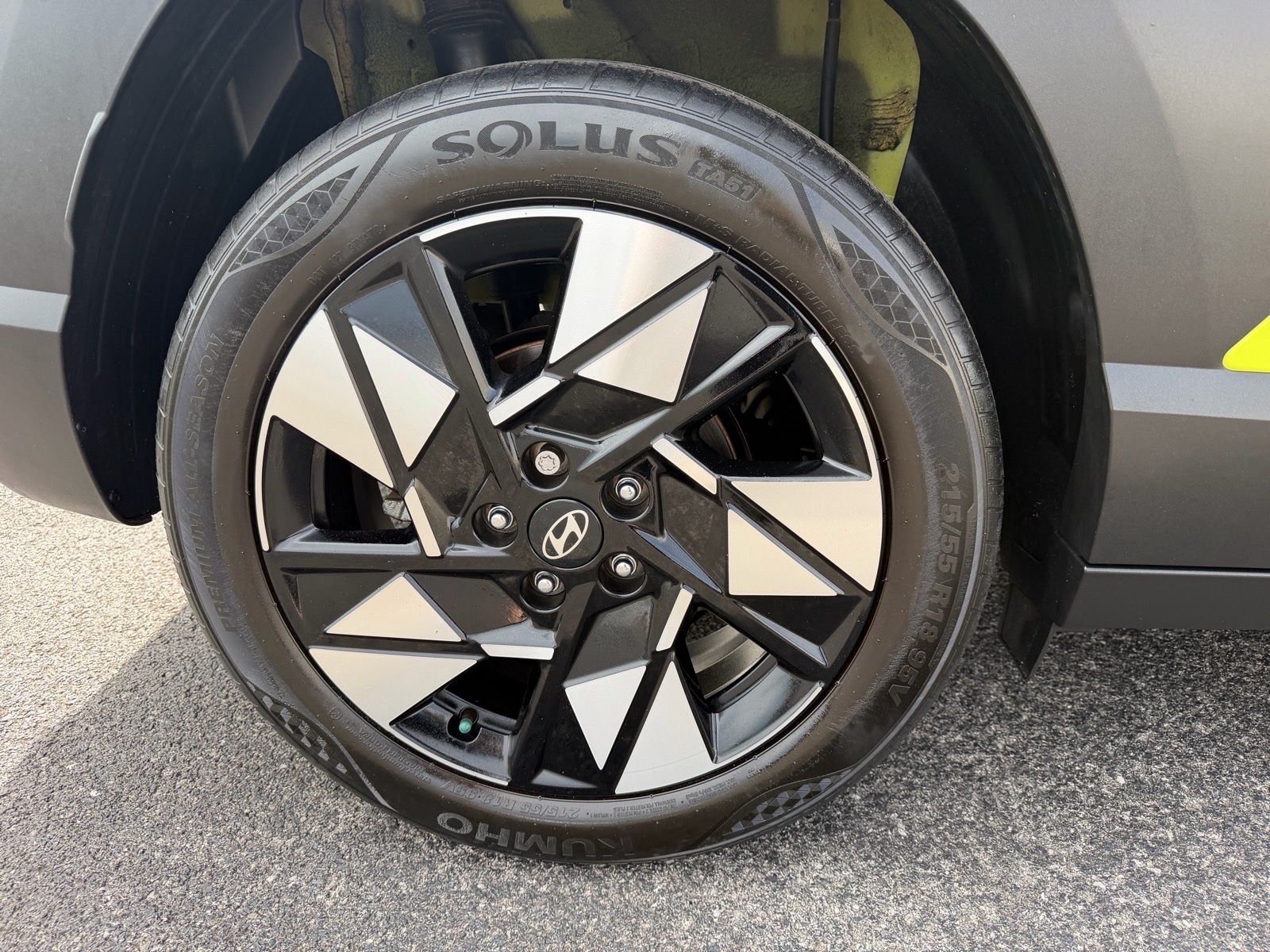 2024 Hyundai Kona SEL - Photo 18