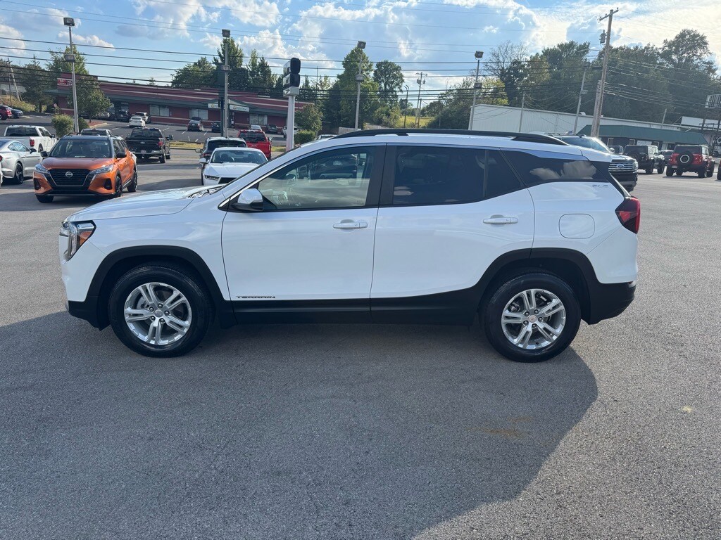 2023 Gmc Terrain SLE photo 4