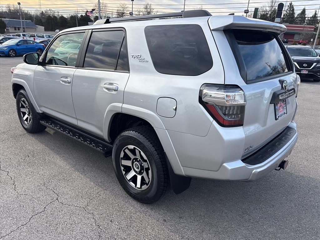 2024 Toyota 4Runner TRD Off Road's photo