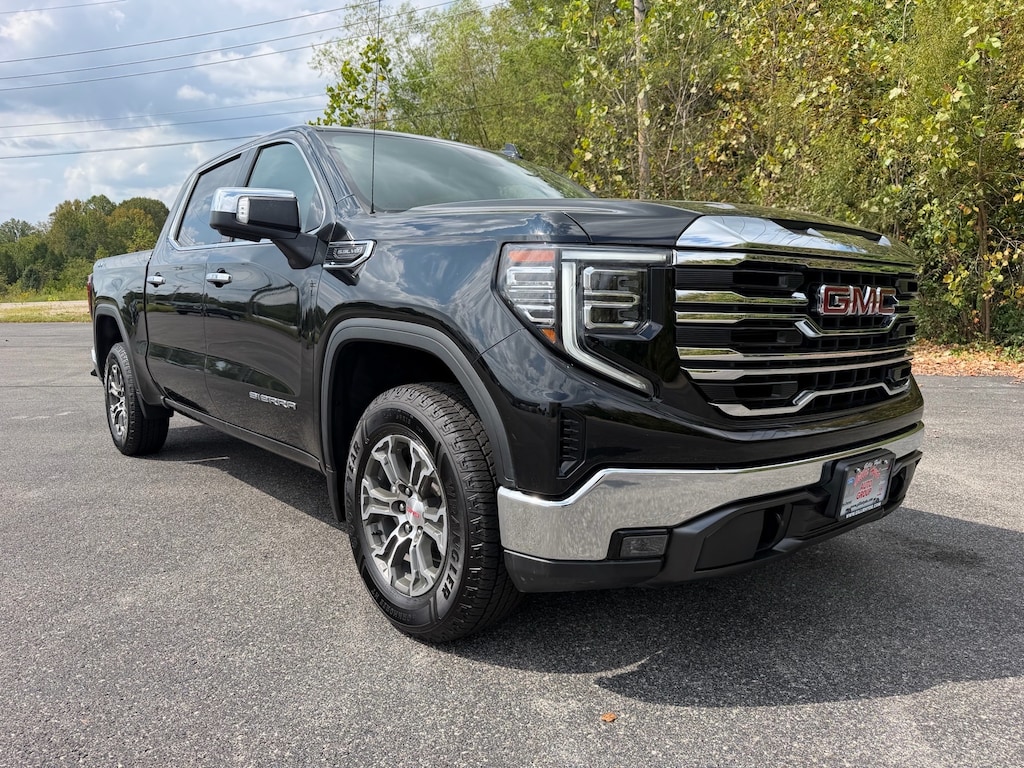 Used 2025 GMC Sierra 1500 SLT Truck Crew Cab