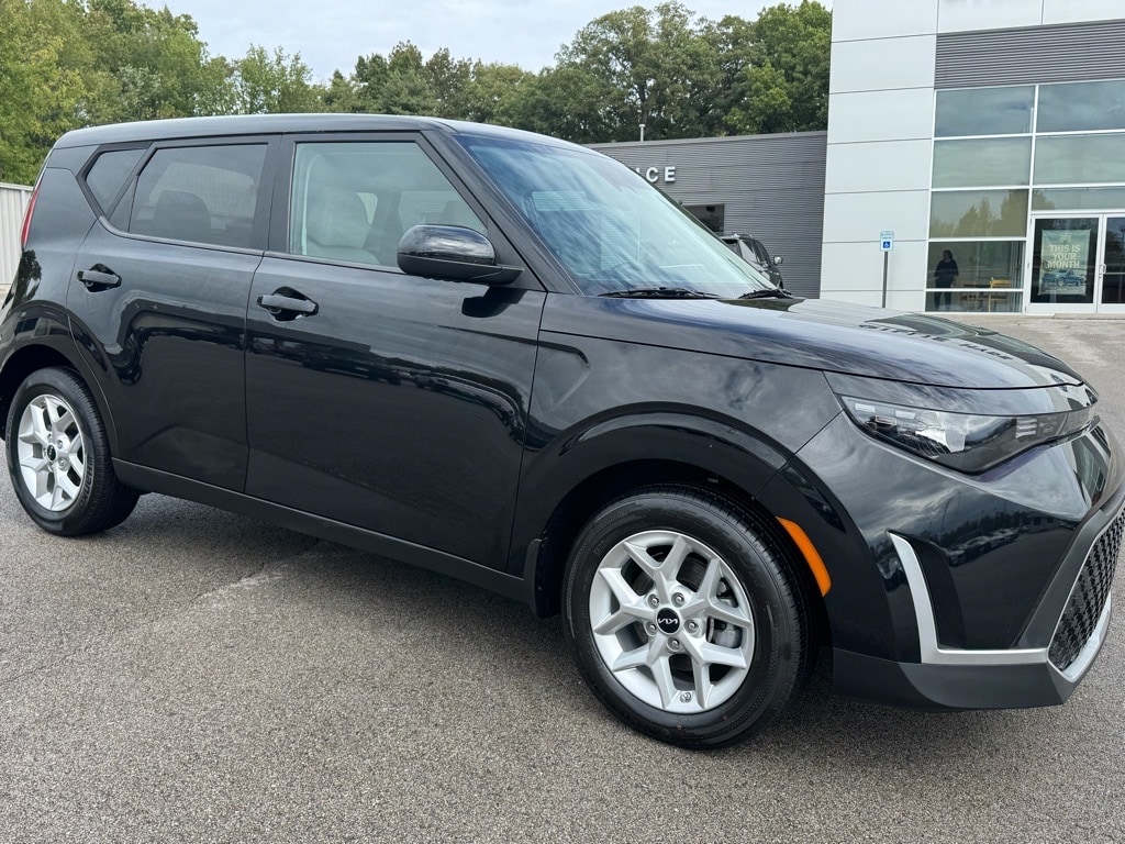 Used 2023 Kia Soul EX Hatchback