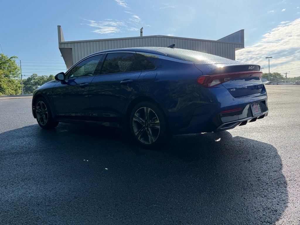 2023 Kia K5 EX - Photo 11