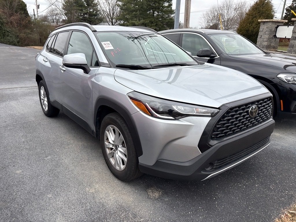 2023 Toyota Corolla Cross LE