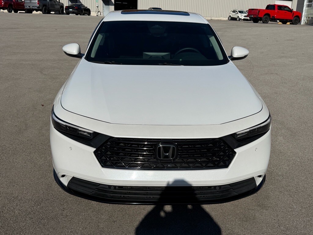 2023 Honda Accord Hybrid photo 2