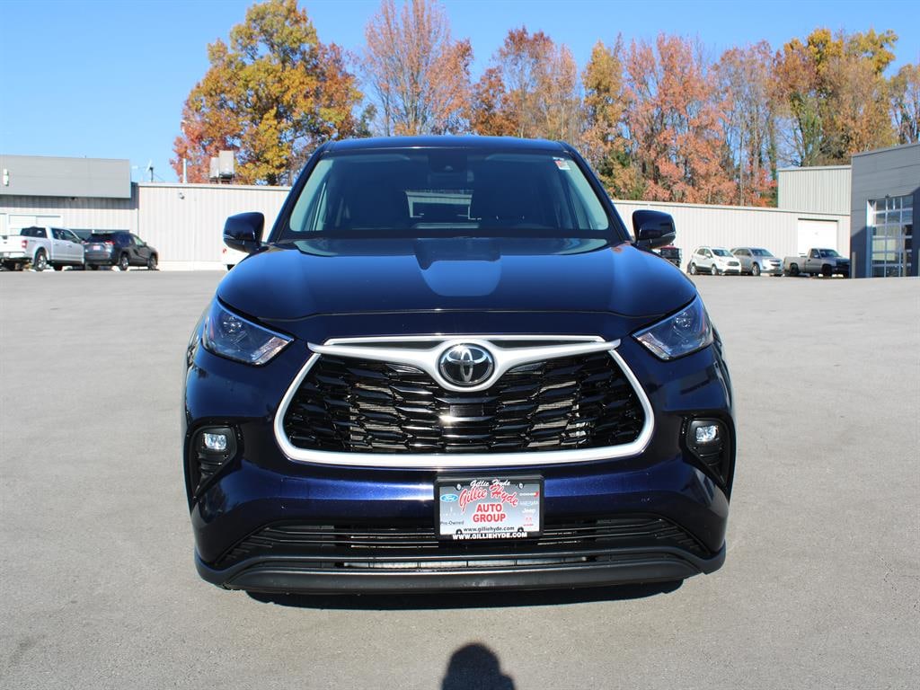 Used 2023 Toyota Highlander LE SUV