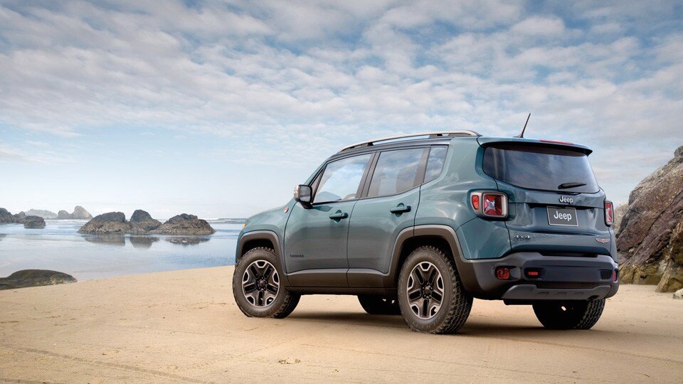 2015-Regegade-SUV_06.jpg