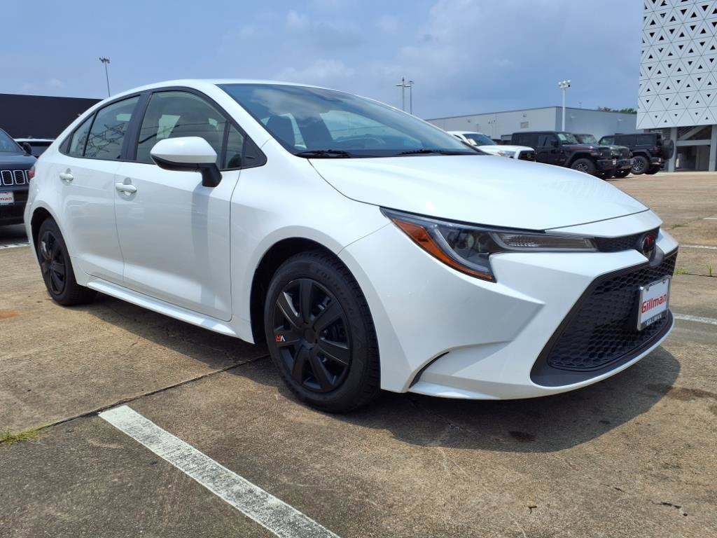 Used 2022 Toyota Corolla LE with VIN JTDEPMAE8N3019744 for sale in Houston, TX