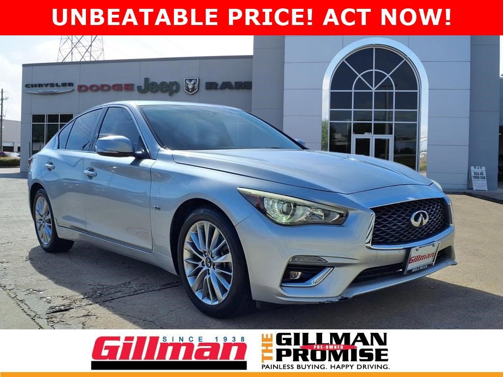 2018 INFINITI Q50 LUXE