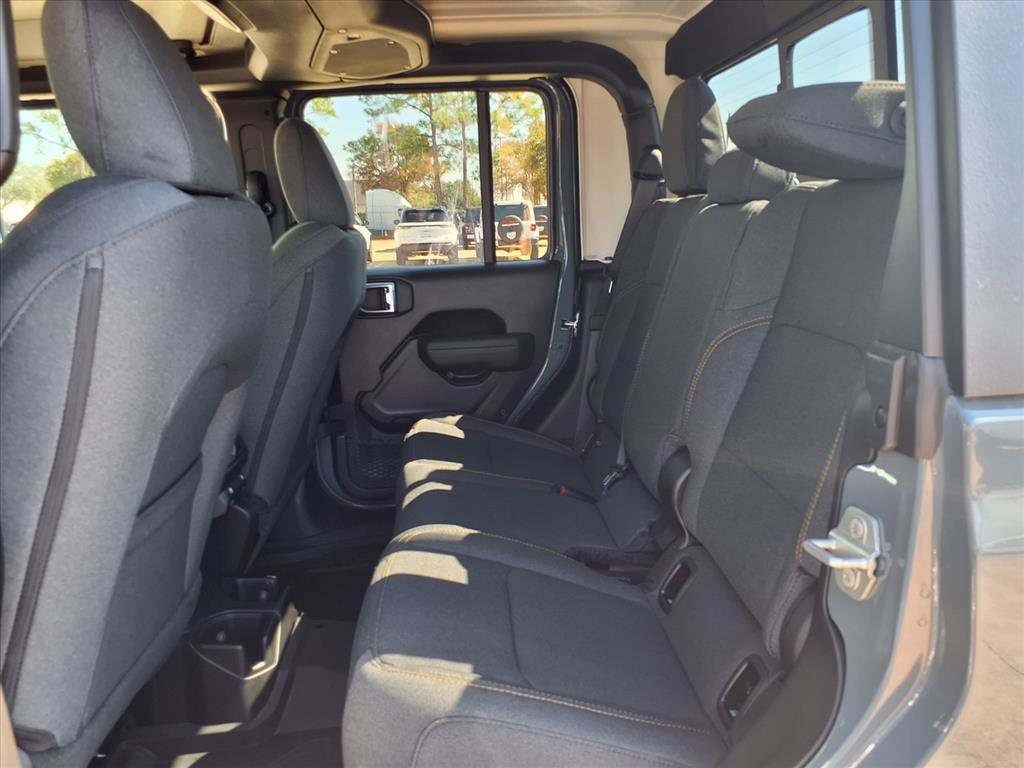 2025 Jeep Gladiator Sport S - Photo 11