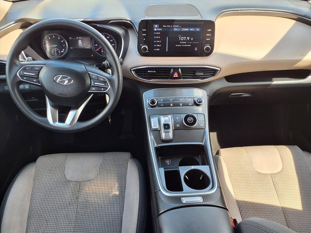 2023 Hyundai Santa Fe SE photo 2