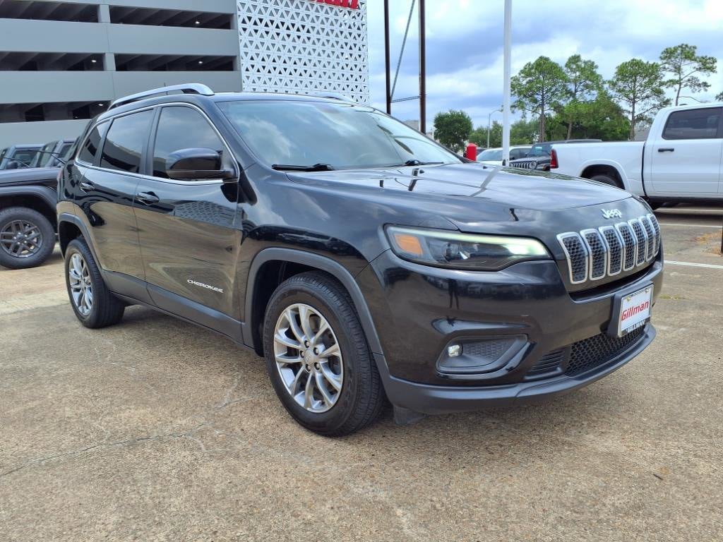 Used 2019 Jeep Cherokee Latitude Plus with VIN 1C4PJLLB5KD393368 for sale in Houston, TX