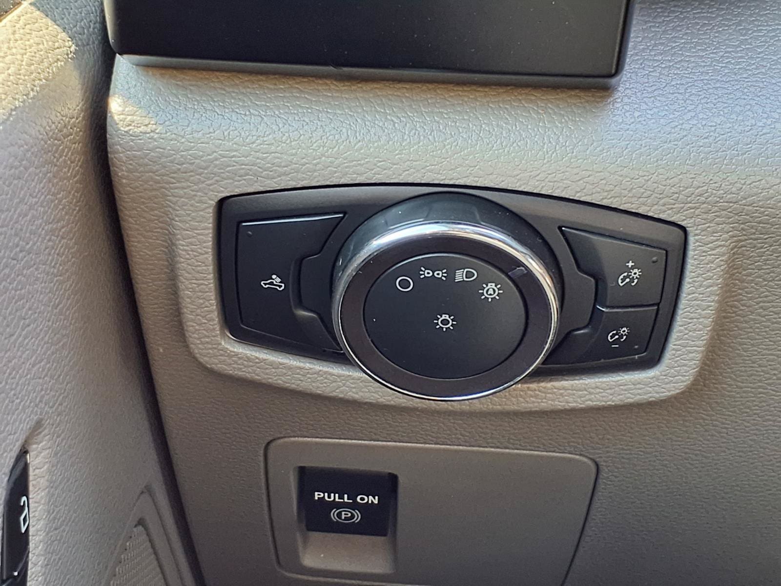 2019 Ford F-150 XL - Photo 13