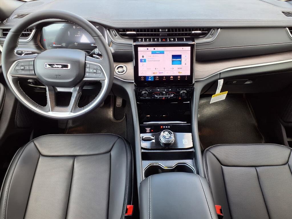 New 2025 Jeep Grand Cherokee Limited Sport Utility