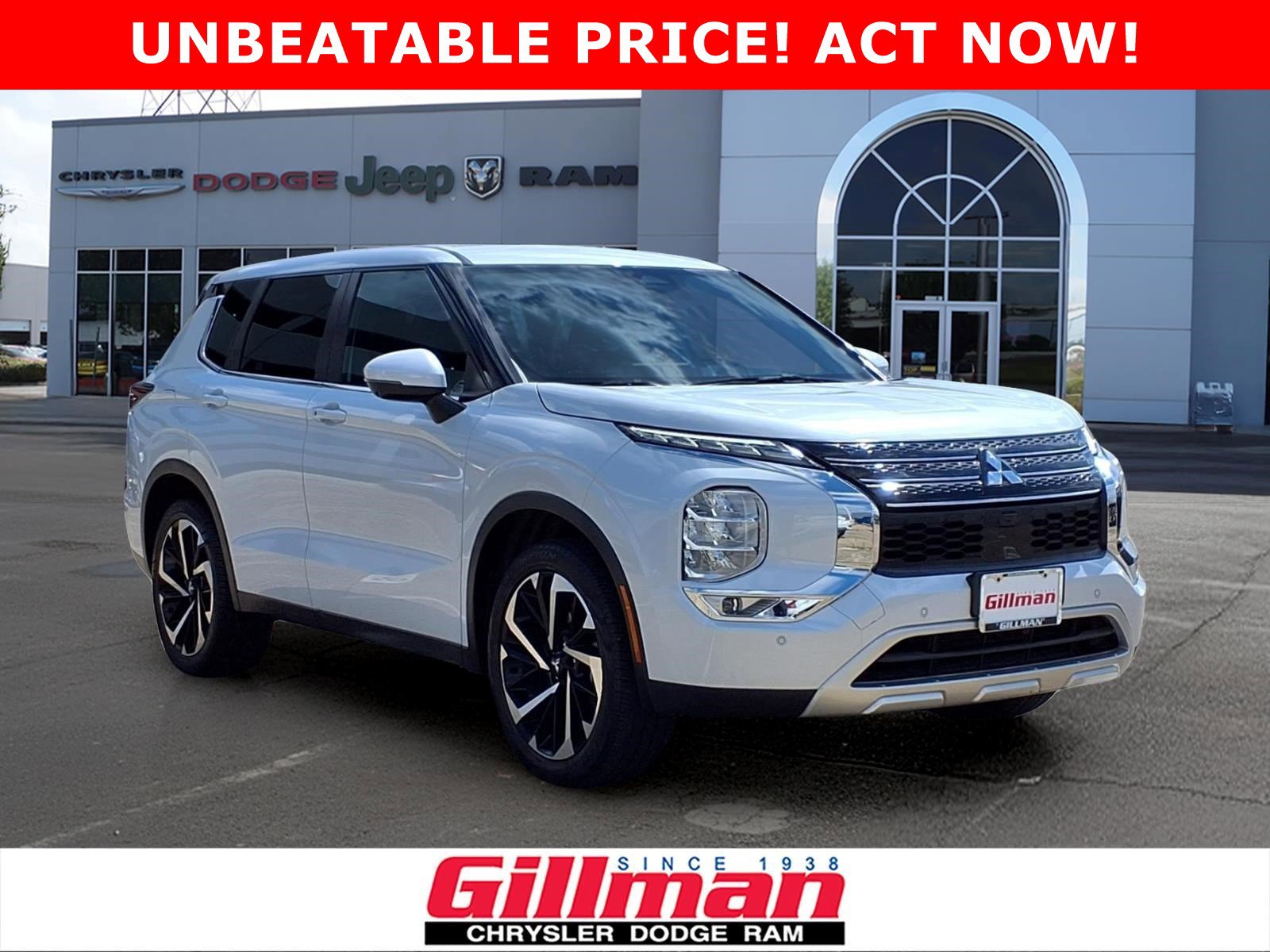 2024 Mitsubishi Outlander SE 2WD's photo
