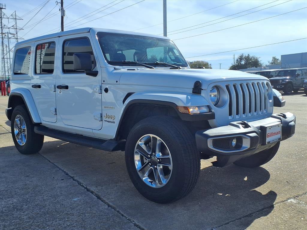 2022 Jeep Wrangler Unlimited Sahara photo 2