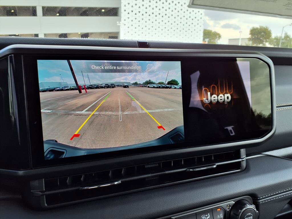 New 2025 Jeep Gladiator High Tide Pickup