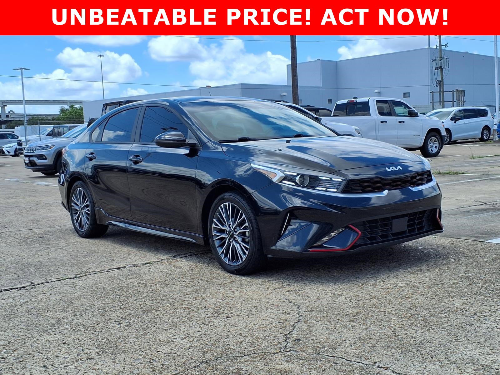 2023 Kia Forte GT-Line AT's photo