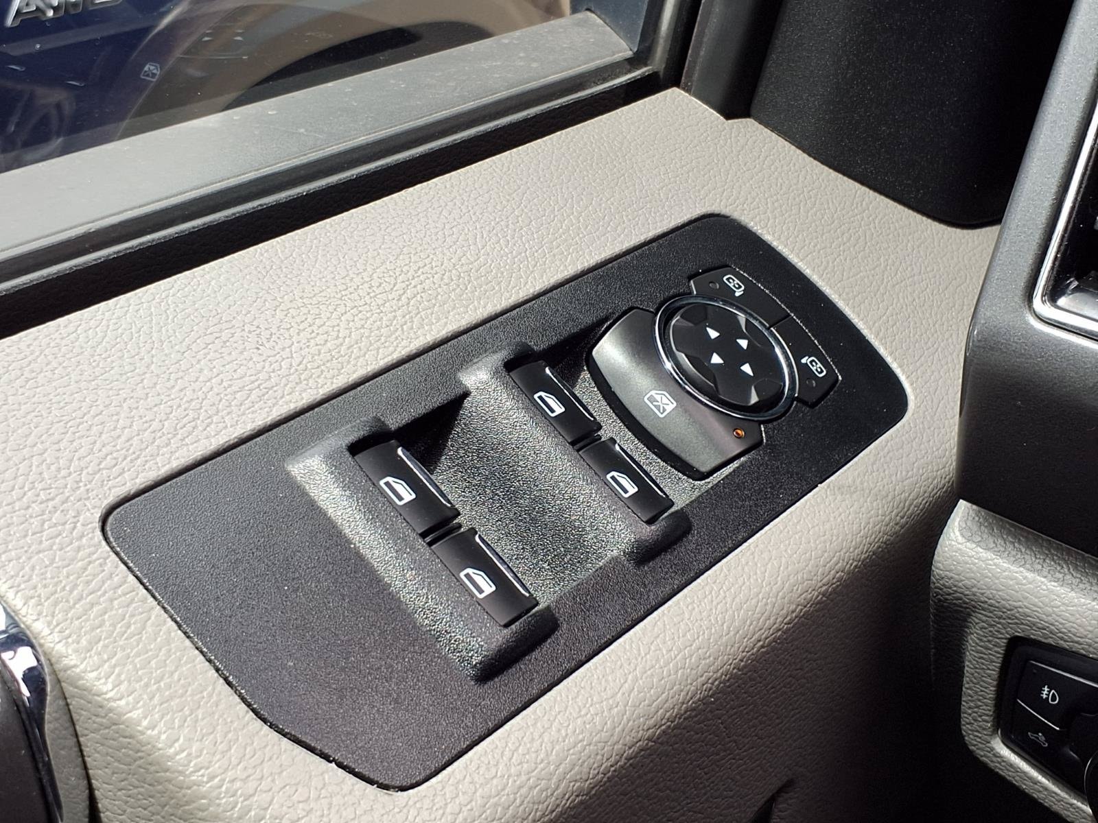 2020 Ford F-150 XLT - Photo 12