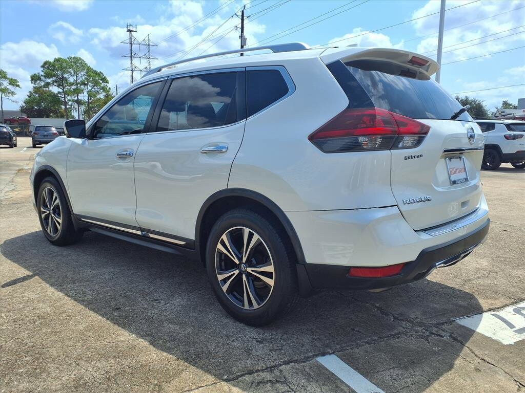 2018 Nissan Rogue SL photo 2