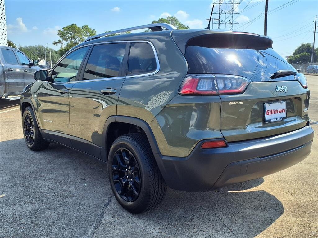 2019 Jeep Cherokee Latitude photo 2