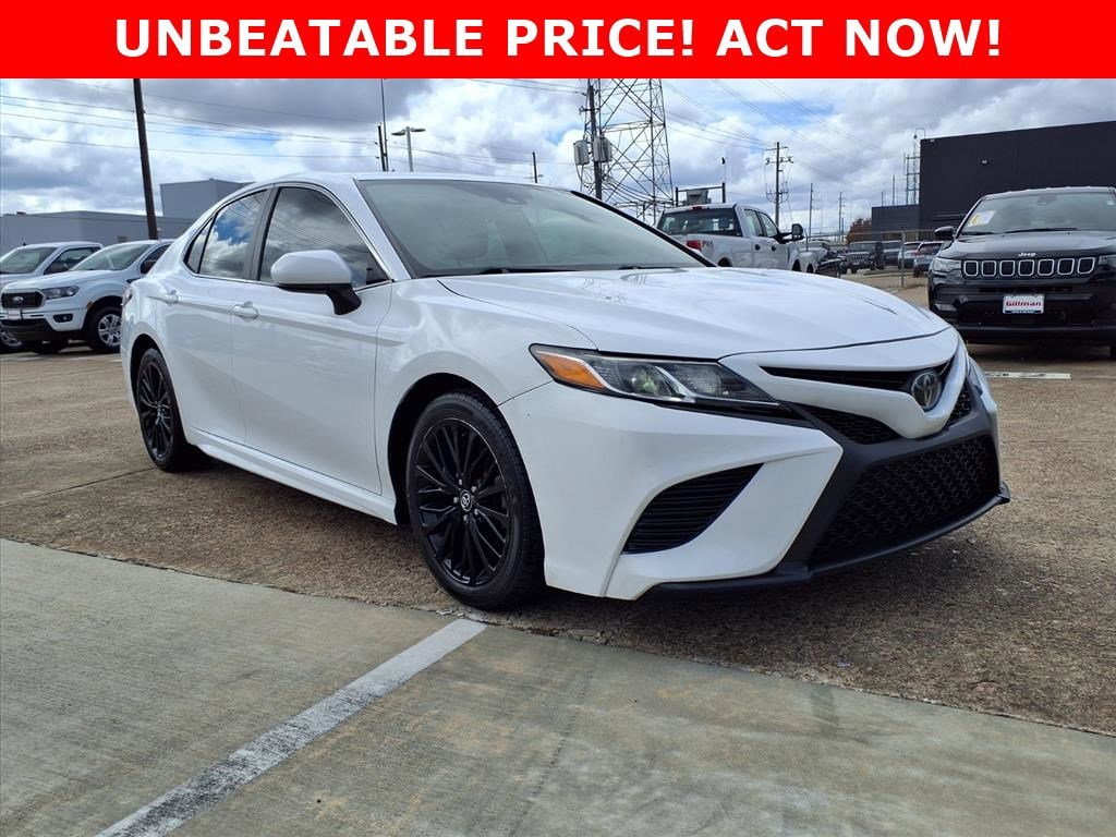 2019 Toyota Camry SE