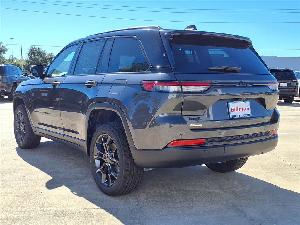 New 2025 Jeep Grand Cherokee Limited Sport Utility