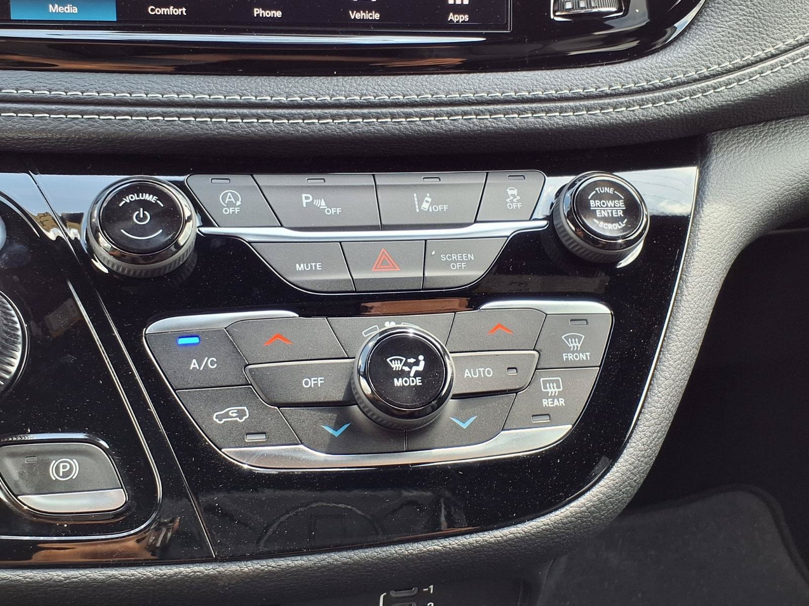 2026 Chrysler Pacifica Select - Photo 6