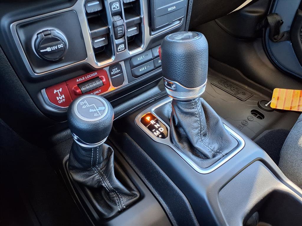 2026 Jeep Wrangler 4-Door Willys - Photo 10
