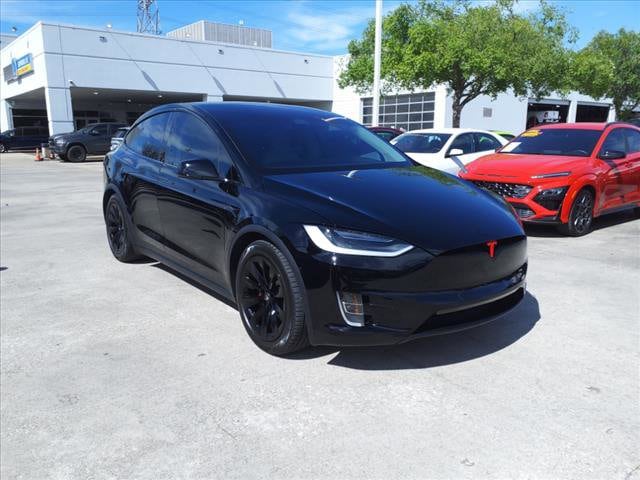 Used 2018 Tesla Model X 100D with VIN 5YJXCDE29JF104609 for sale in Houston, TX