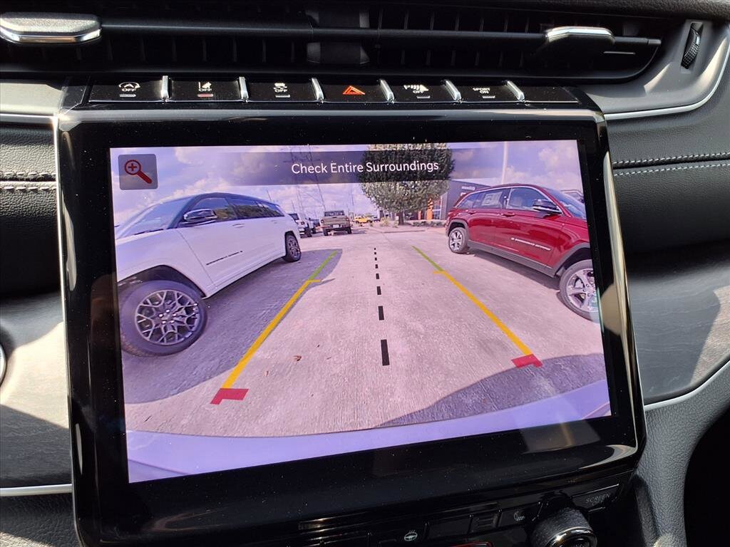 New 2025 Jeep Grand Cherokee L Limited Sport Utility