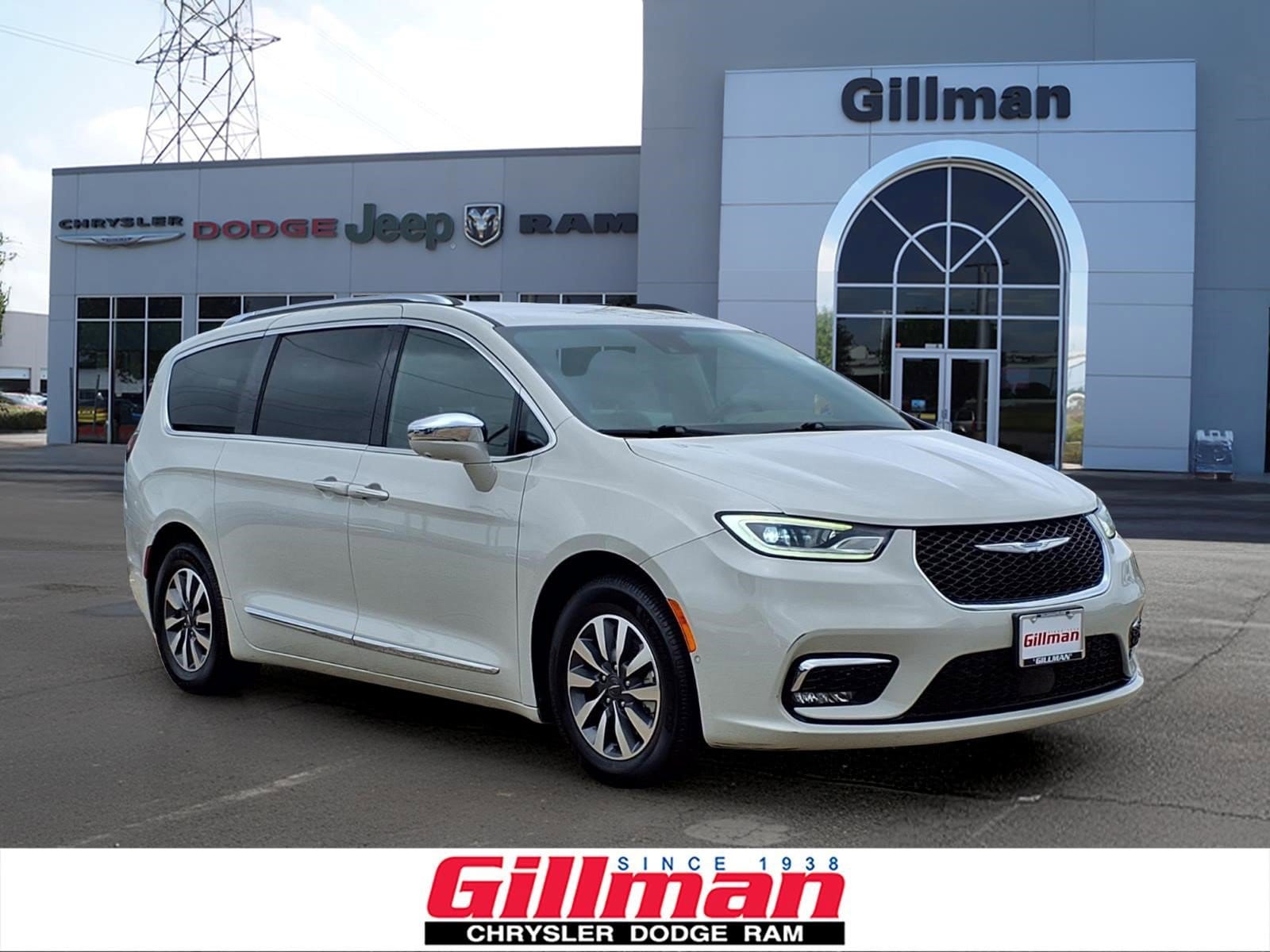 2021 Chrysler Pacifica Hybrid Limited Hybrid's photo