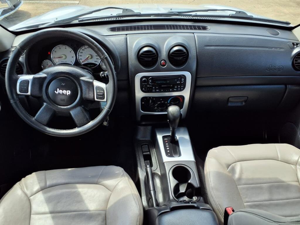 2003 Jeep Liberty Renegade photo 3