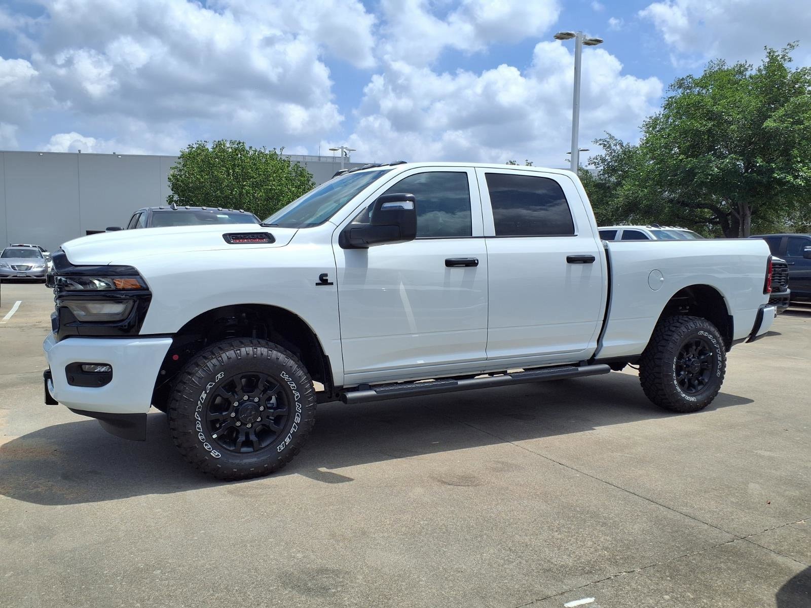 2026 RAM 2500 Tradesman - Photo 6