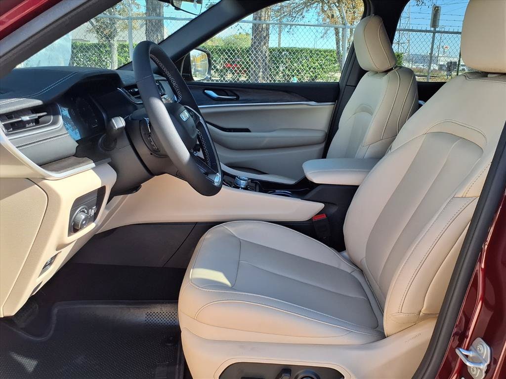 2025 Jeep Grand Cherokee Limited - Photo 11