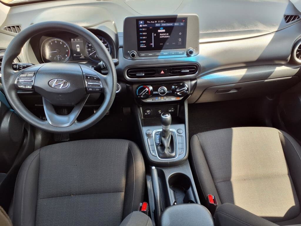 2022 Hyundai Kona SEL photo 4
