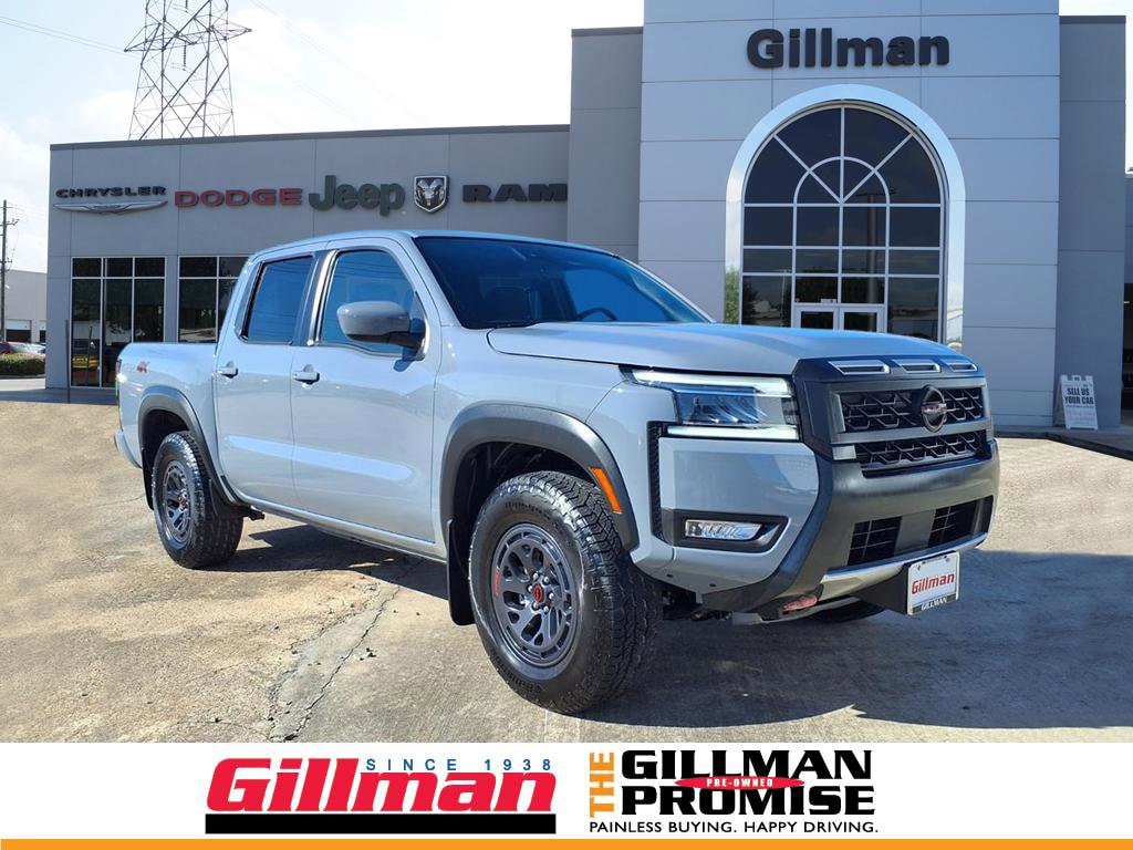 2025 Nissan Frontier PRO-4X's photo