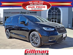 2026 Chrysler Pacifica Limited Passenger Van