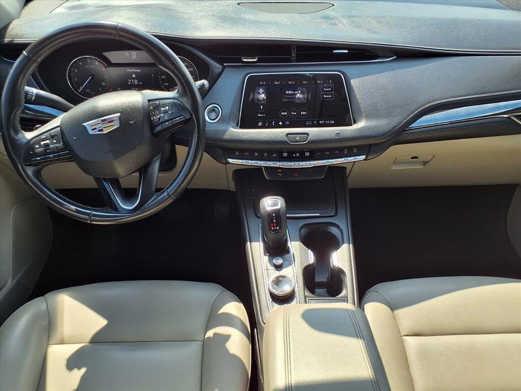 2019 Cadillac XT4 Luxury photo 4