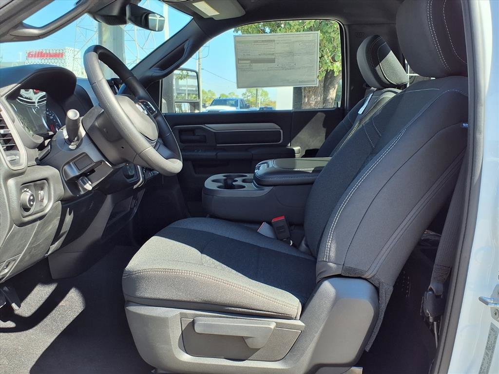 2026 RAM 2500 Tradesman - Photo 3