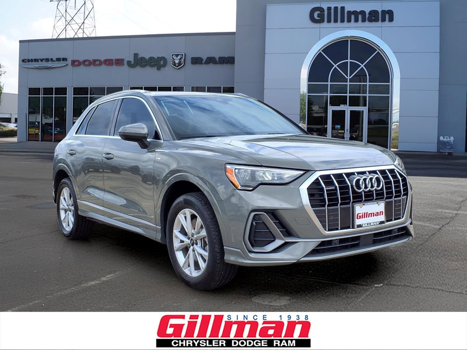 2021 Audi Q3 45 TFSI S Line Premium quattro's photo