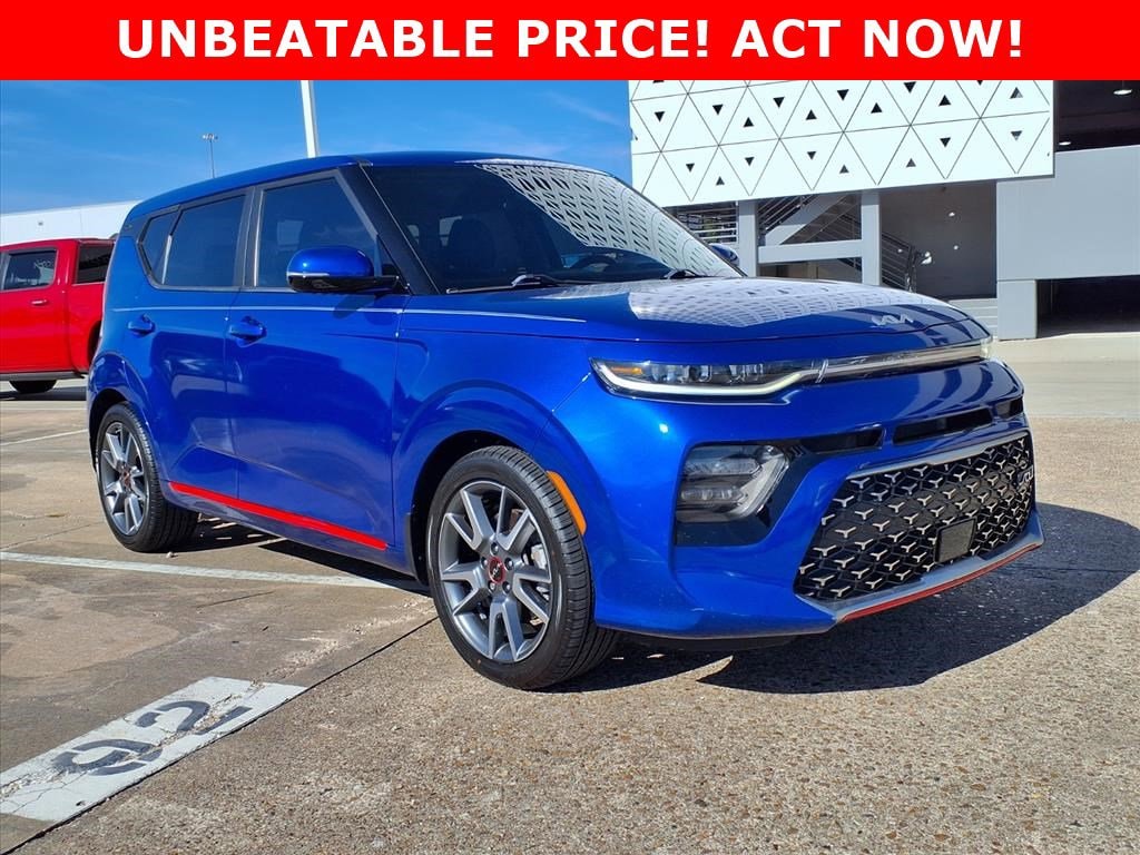 2022 Kia Soul Turbo's photo