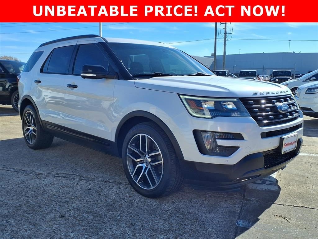 2016 Ford Explorer Sport's photo