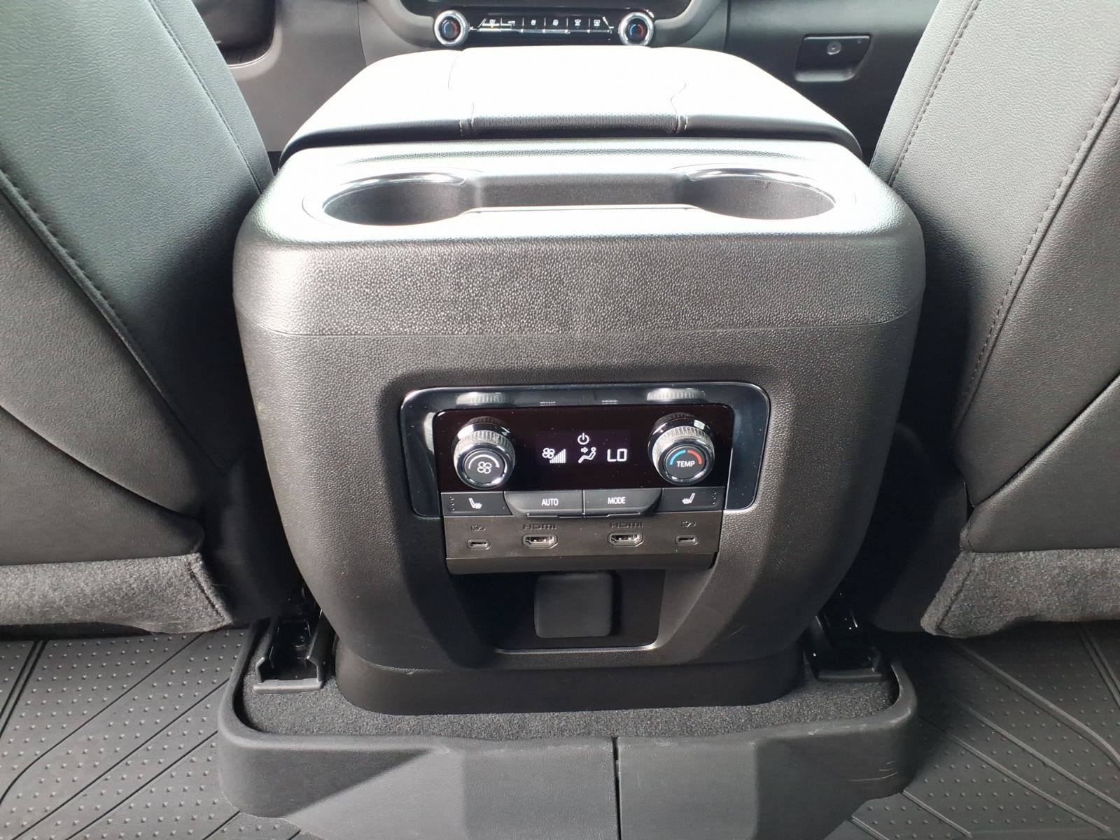 2026 Chevrolet Tahoe Premier - Photo 15