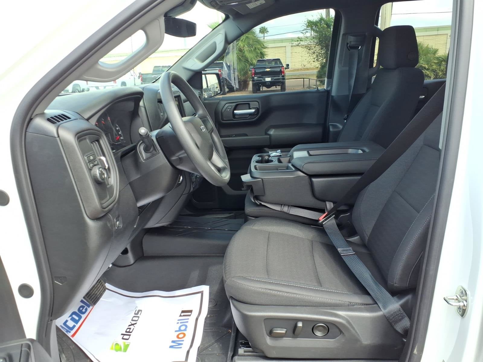 2026 Chevrolet Silverado 1500 Custom - Photo 12