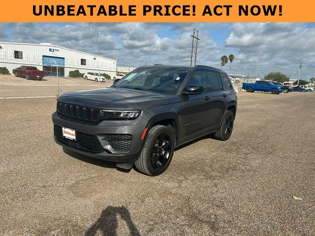 2023 Jeep Grand Cherokee Altitude X's photo